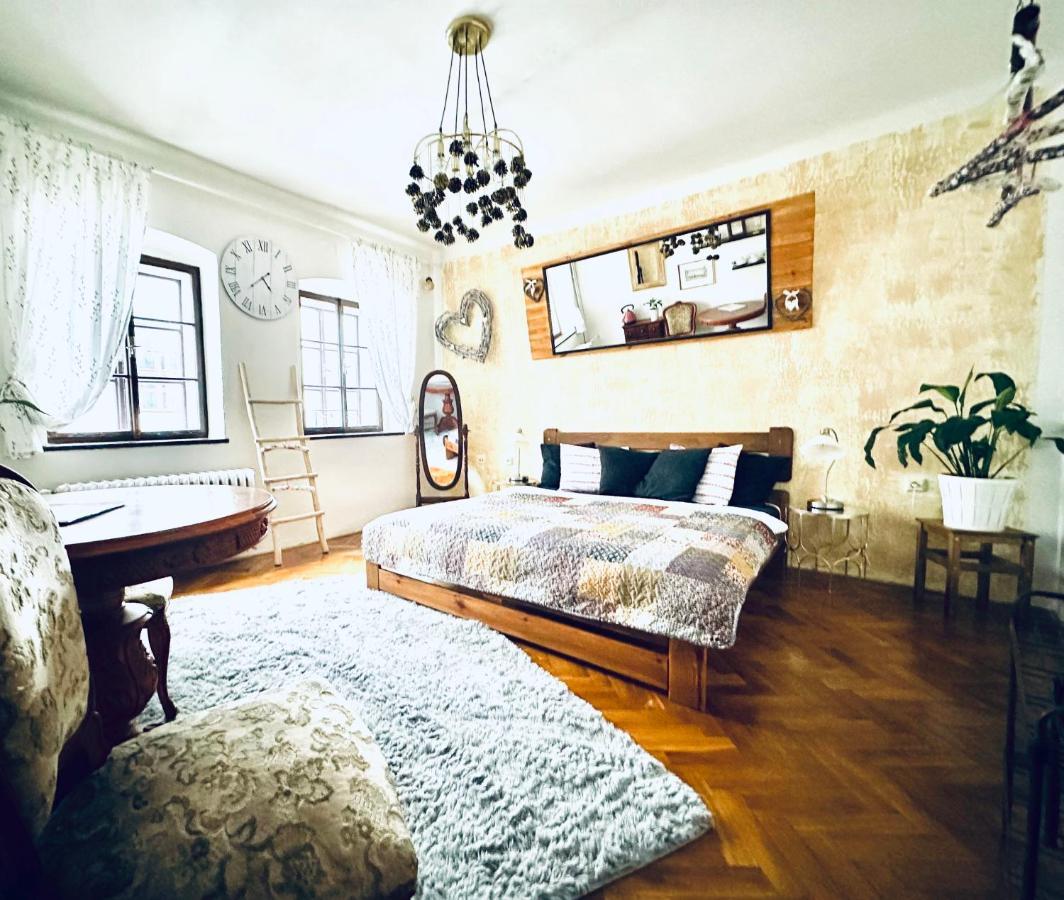 Kristinka Hotel Чешки Крумлов Екстериор снимка