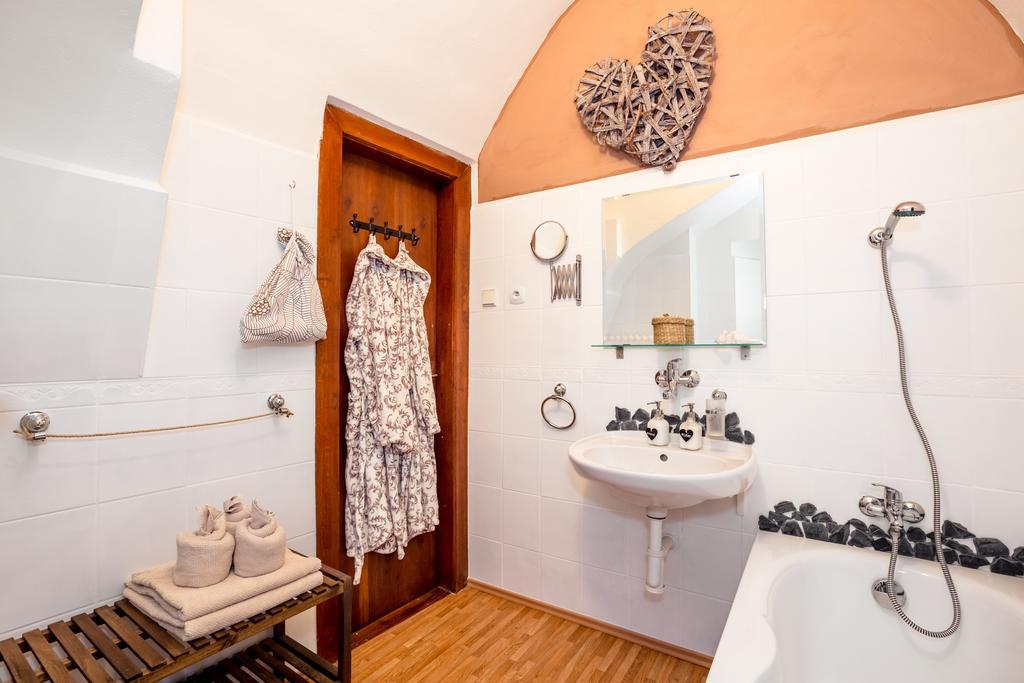Kristinka Hotel Чешки Крумлов Екстериор снимка